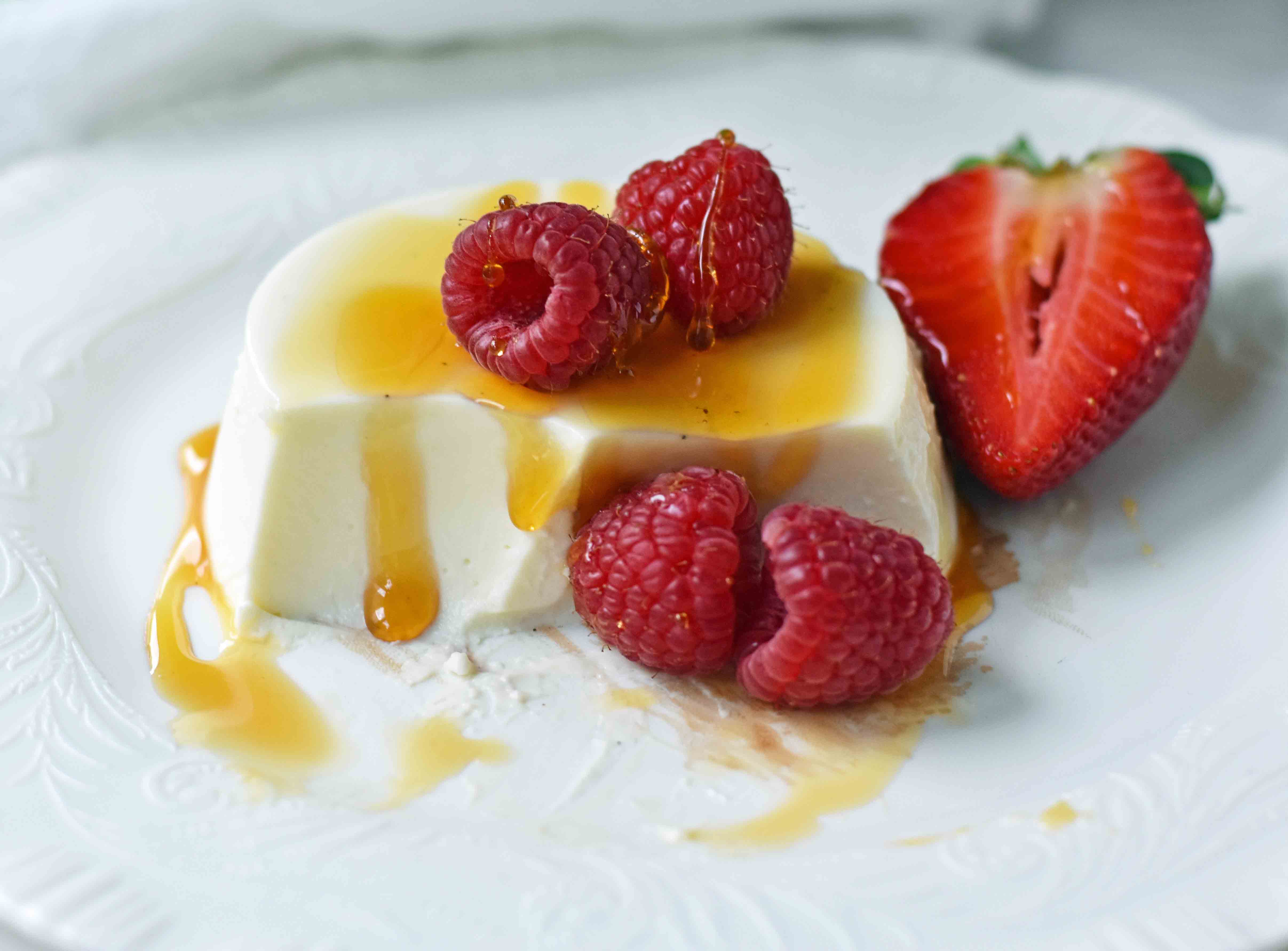 Greek Yogurt Panna Cotta with Honey