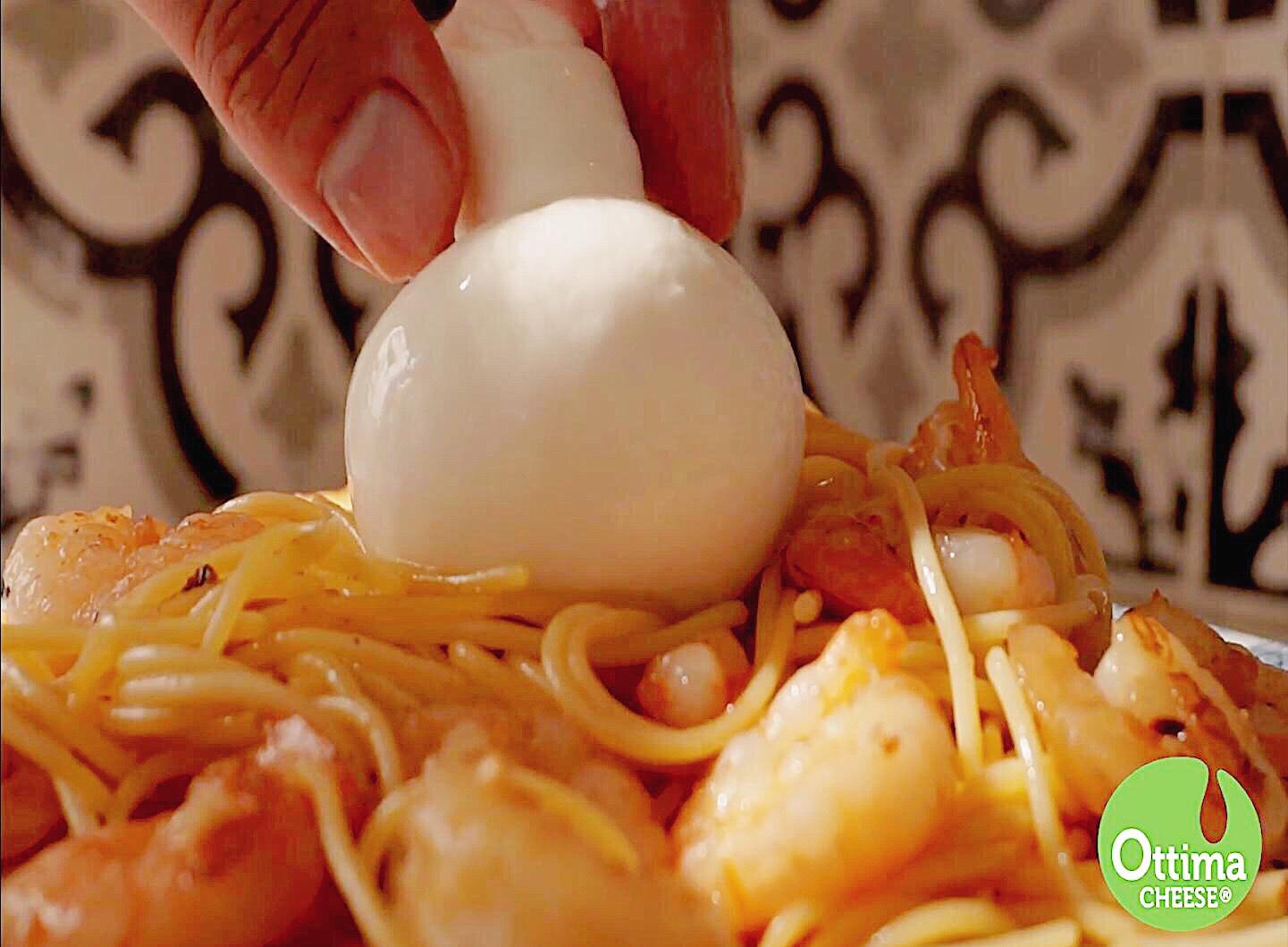Spaghetti Mushrooms & Shrimps With Fresh Burrata