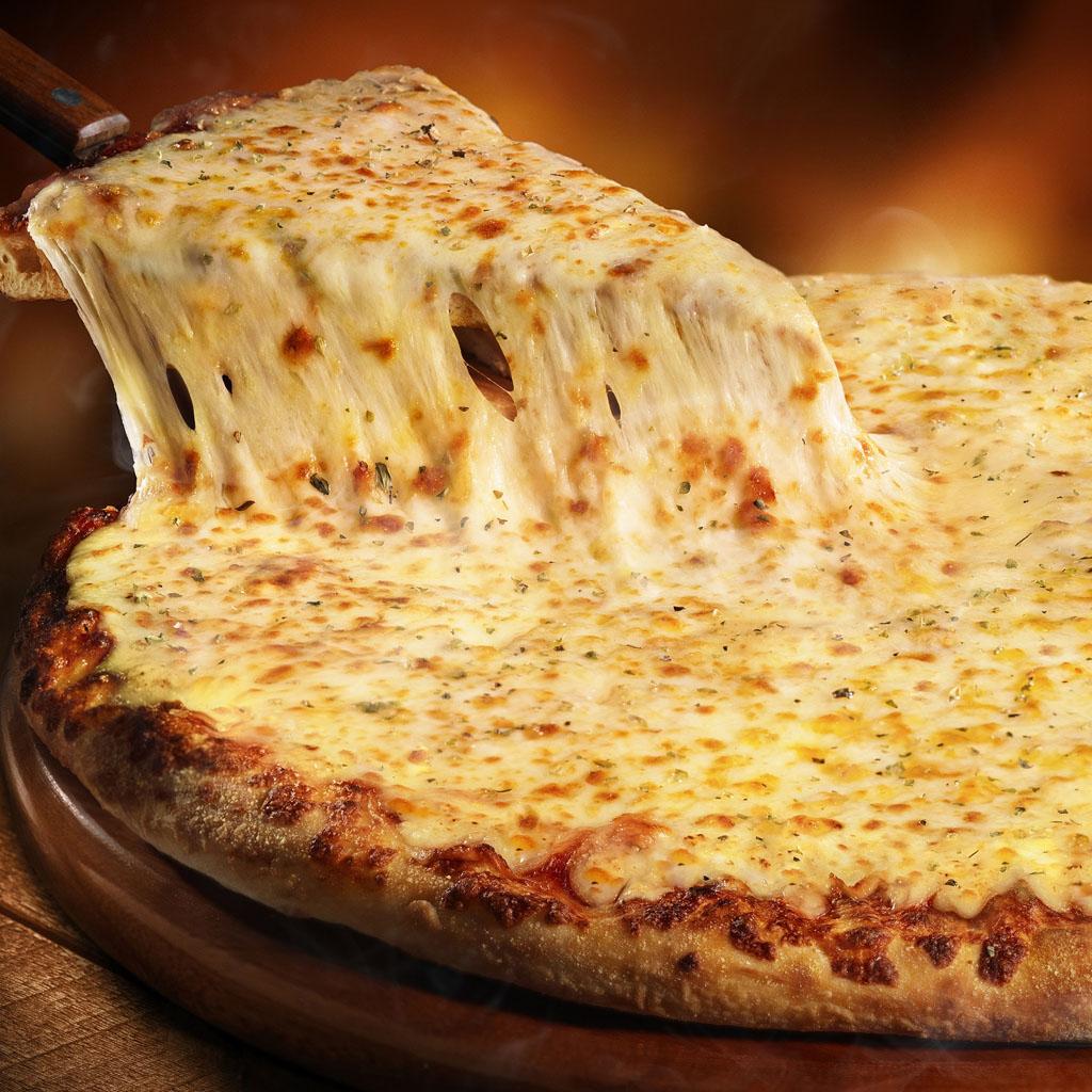 Mozzarella là loại phô mai được sử dụng làm pizza nhiều nhất